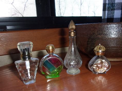 how to sell old perfume bottles